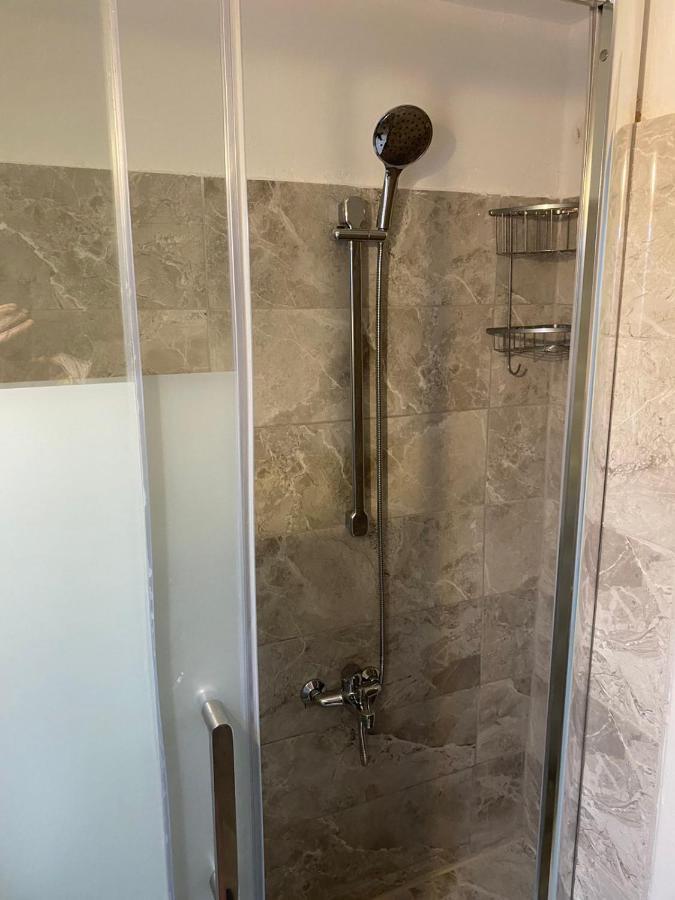 Olas 1-Bedroom Apartment Near The Center Of Athens Atenas Exterior foto